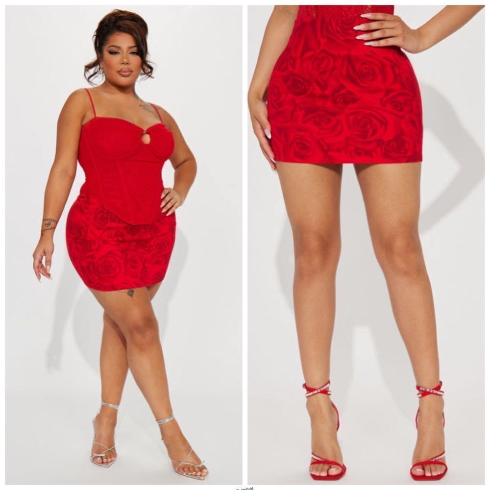 Fashion Nova Pick Me Red Rose Patterned Mini Skirt